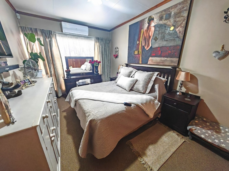 2 Bedroom Property for Sale in Pellissier Free State